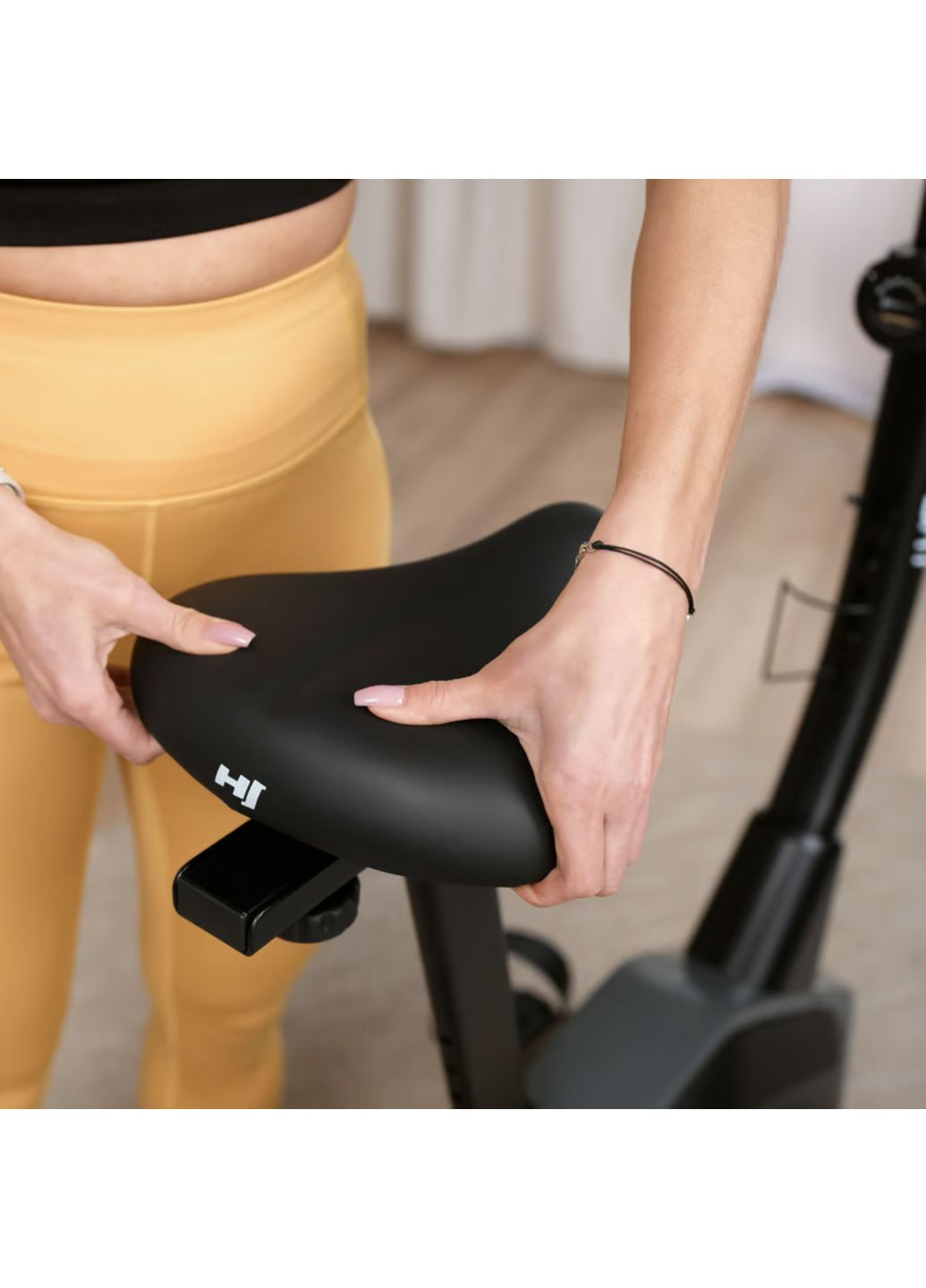 Велотренажер HS-4000H Grant черно-золотистый Hop-Sport (361951807)