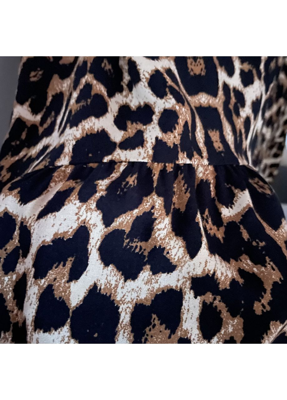 Коричнева сукня штапель леопардовий принт короткий рукав 54 коричнева No Brand
