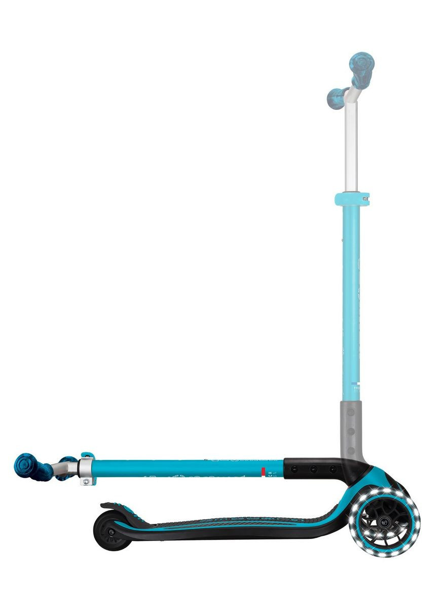 Самокат ACE аква колеса з підсвіткою від 3-х років до 100кг 3 колеса () Globber 667-100 (363820494)