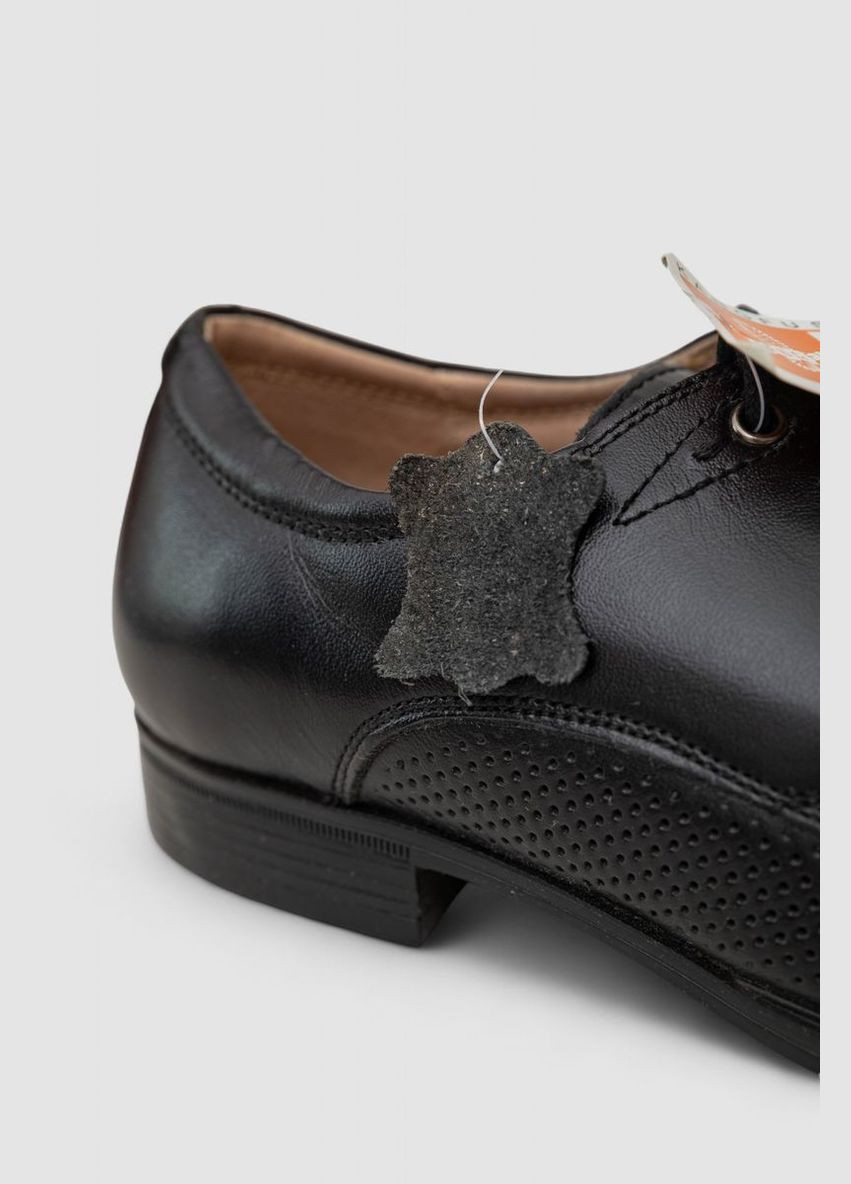 Черные туфли мужские с перфорацией,, KangFu