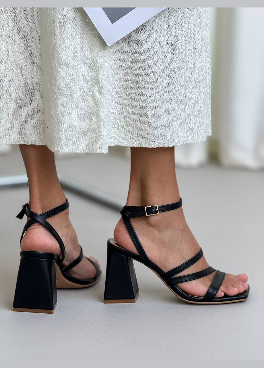 Стильні чорні натуральні босоніжки на зручних підборах No Brand 2025 (327880873)