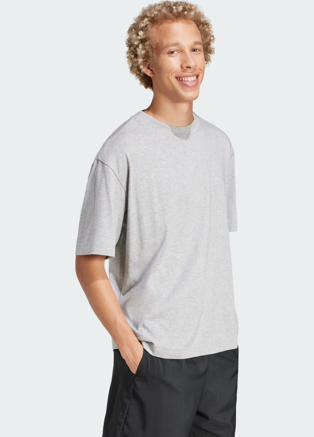 Серая футболка essentials loose fit 3 bar logo adidas