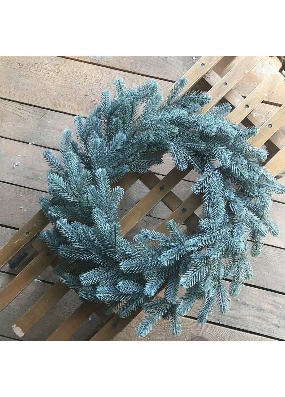Вінок хвойний різдвяний Traditional литий d-40 см блакитний HVOYA (366964181)