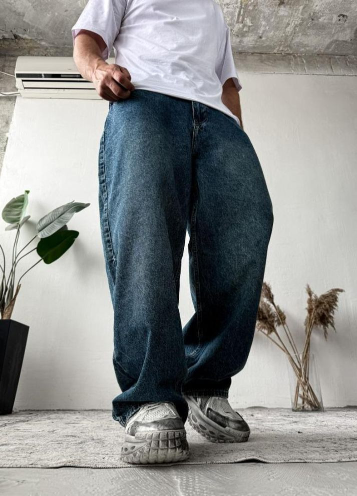 Синие демисезонные джинсы No Brand