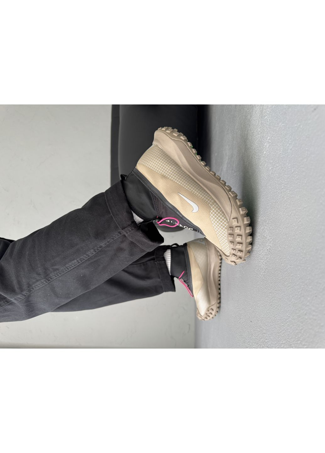 Бежеві Осінні кросівки чоловічі Nike ACG Mountain Fly Gore-Tex Beige Black | Найк АЦГ Маунтін Флай