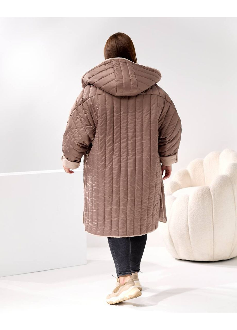 Коричнева зимня батальна жіноча куртка оверсайз зі стьобаною тканиною та капюшоном — заміри в описі куртка-пальто Vione