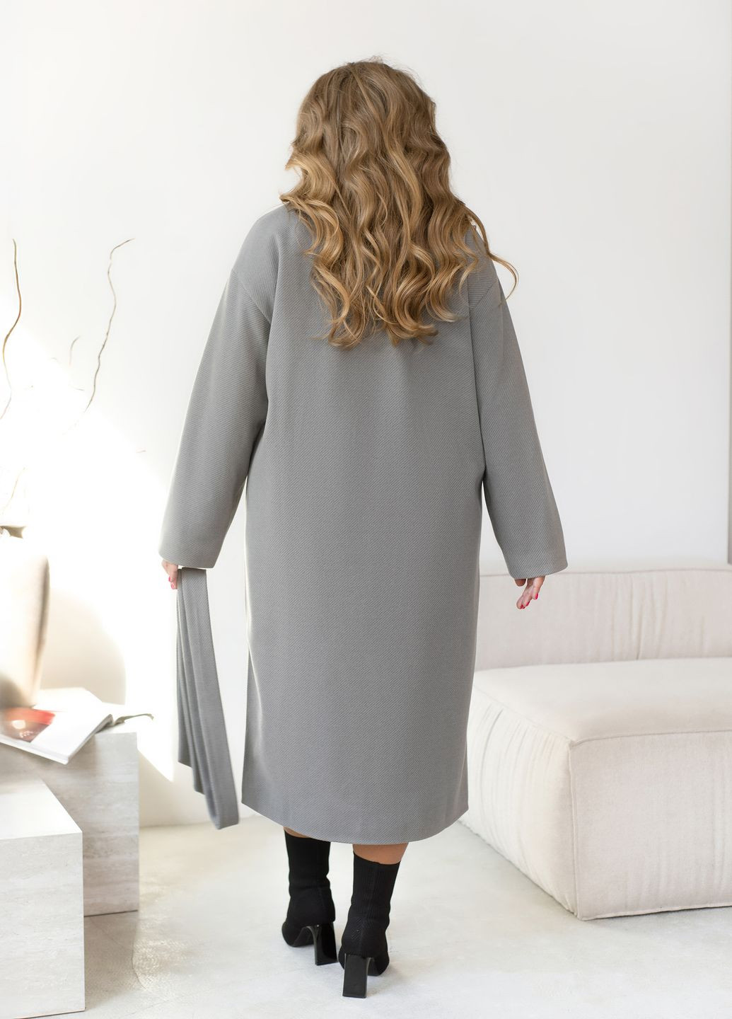 Серое демисезонное Классическое женское пальто с поясом из диагонального твида двубортное No Brand