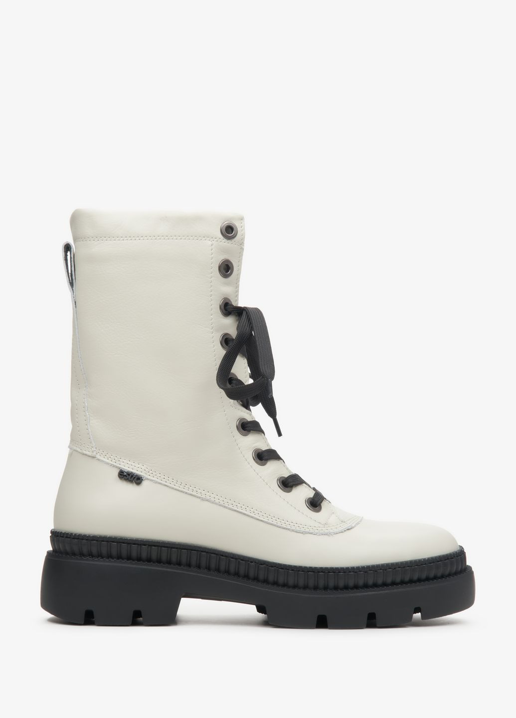 Осенние ботинки, цвет белый Estro