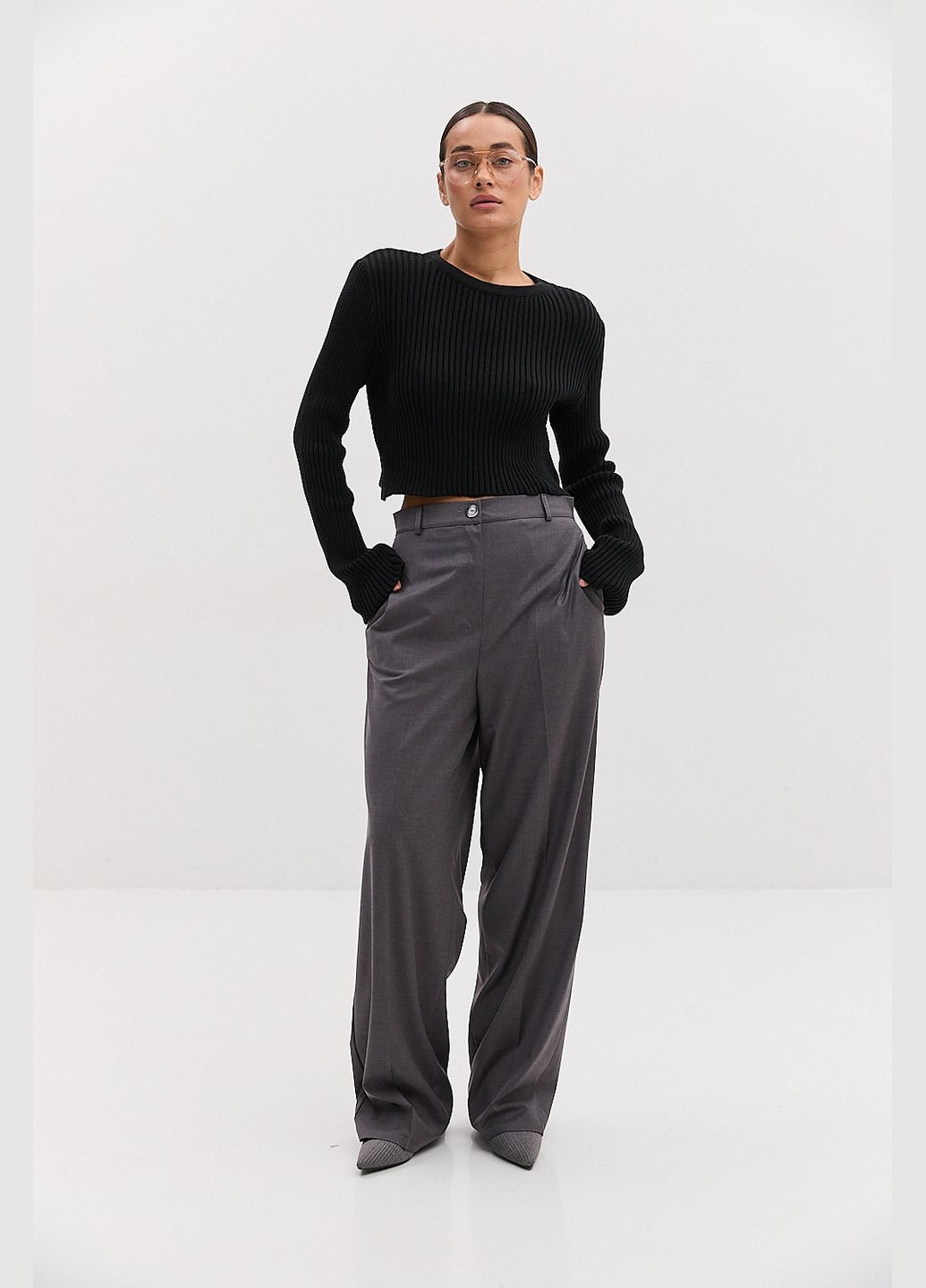 В'язана жіноча кофта укорочена світло-молочного кольору Arjen (317233872)