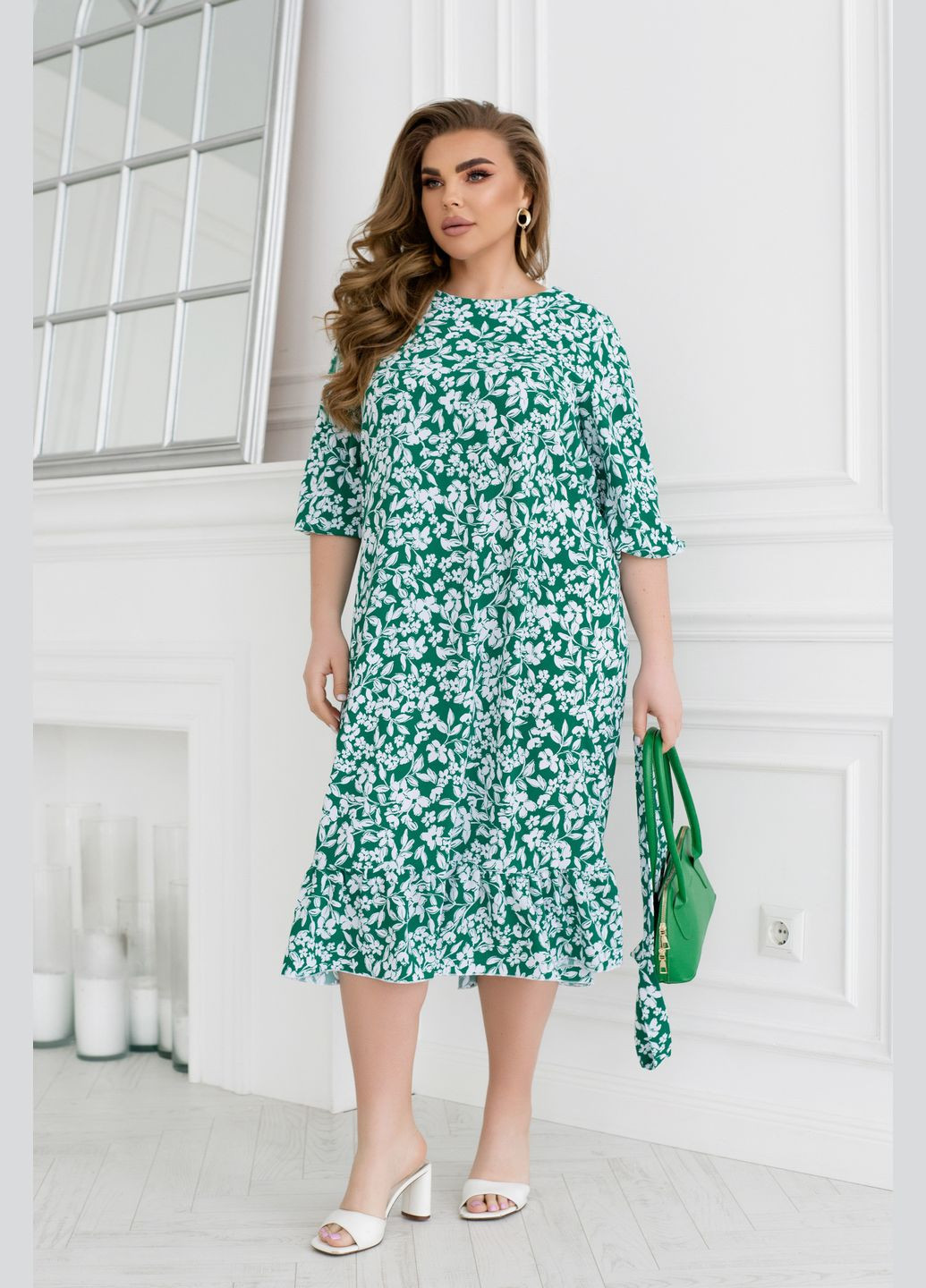 Зеленое повседневный свободное платье с воланом а-силуэт No Brand с цветочным принтом