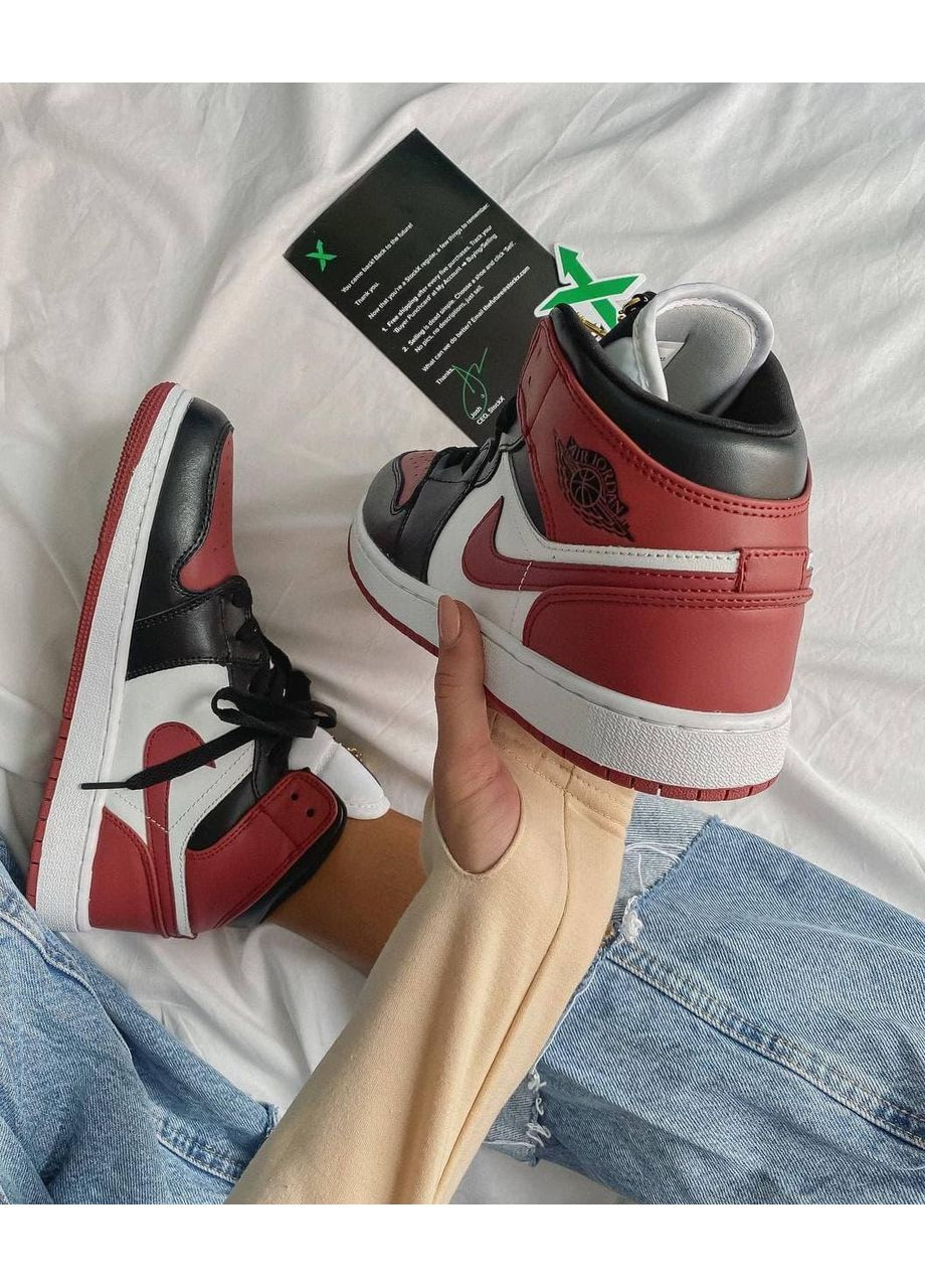 КРОСІВКИ ЖІНОЧІ NIKE AIR JORDAN 1 RETRO MID SE BLACK DARK BEETROOT НАЙК АІР ДЖОРДАН No Brand чорні демісезони (369392113)