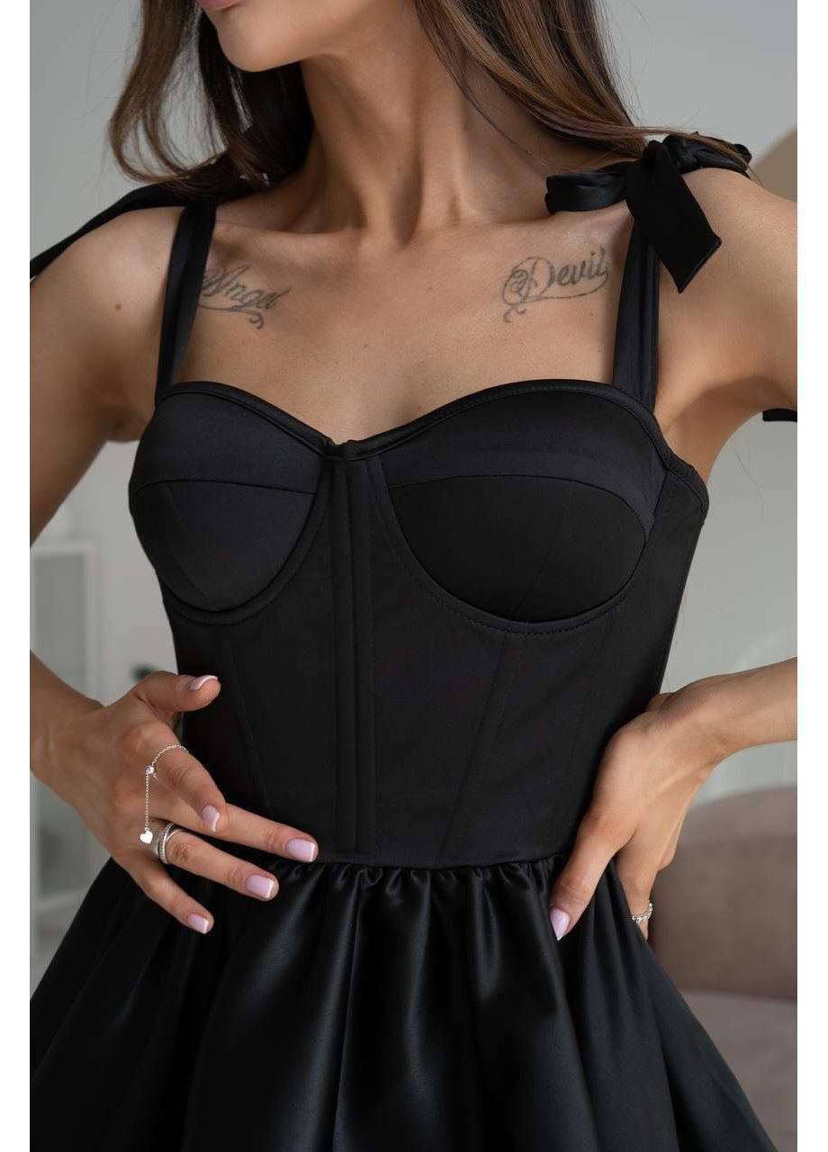 Черное праздничный мини-платье с корсетным лифом и пышной многоярусной юбкой с пышной юбкой MonCher