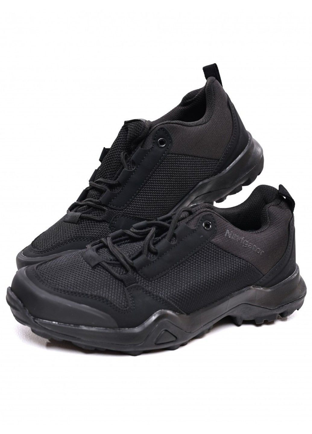 Чорні кросівки чоловічі Navigator