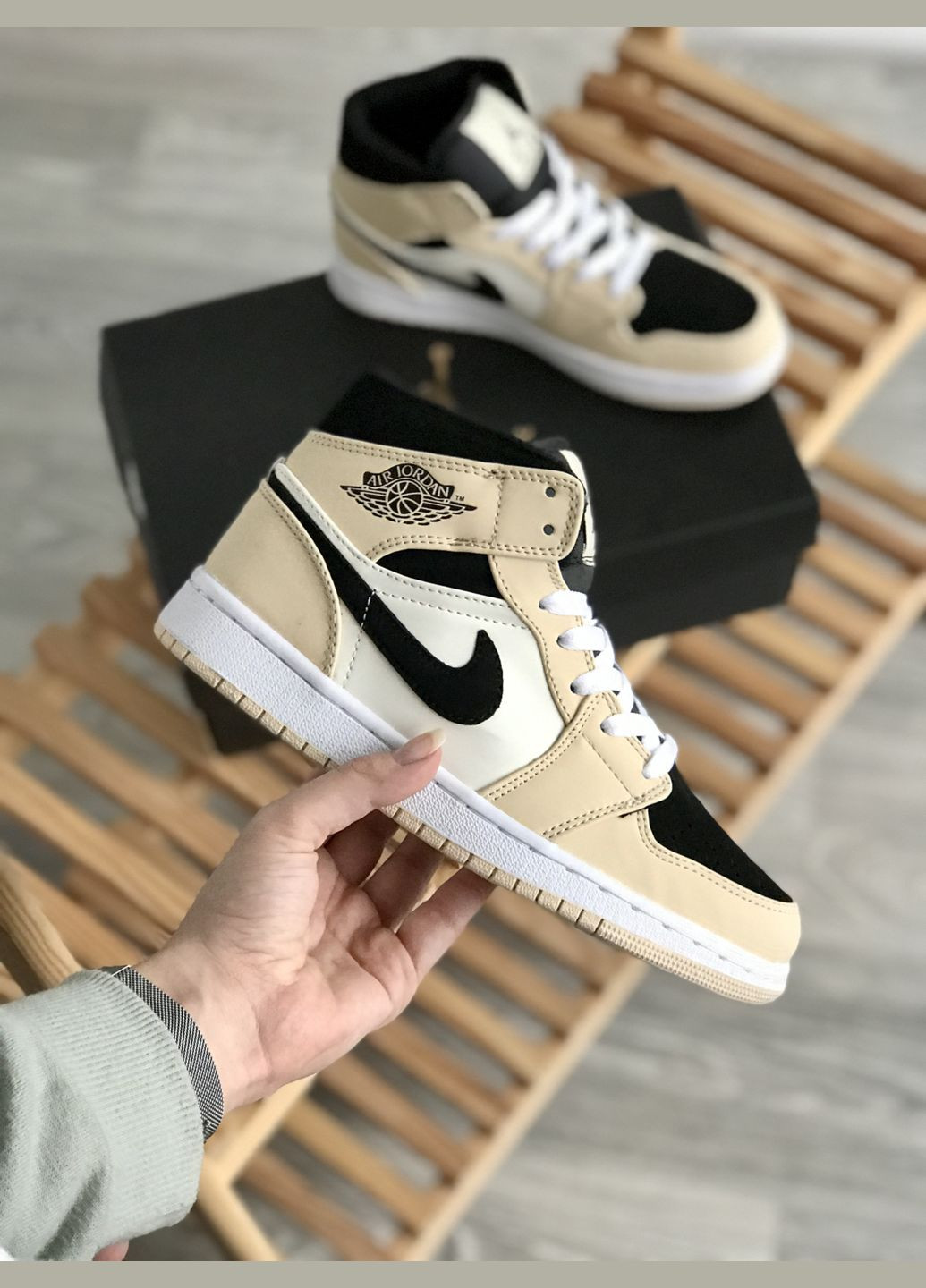 Кросівки жіночі і чоловічі Nike Air Jordan Retro 1 beige | Найк Аір Джордан Ретро 1 бежеві No Brand бежеві всесезони (307288667)