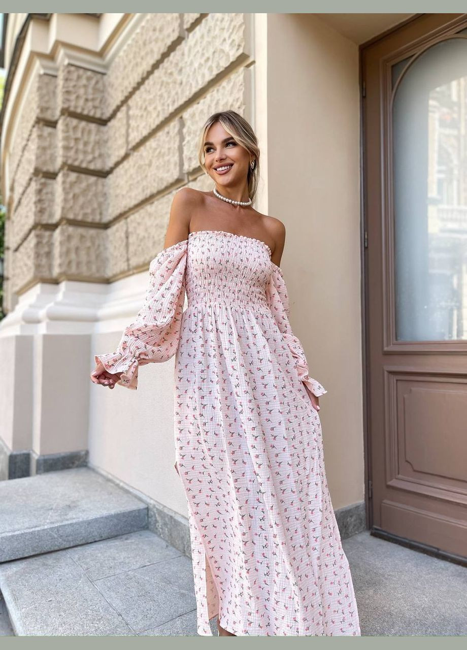 Рожева повсякденний жіноча максі сукня з розрізом у квітку з відкритими плечима Style Point з квітковим принтом