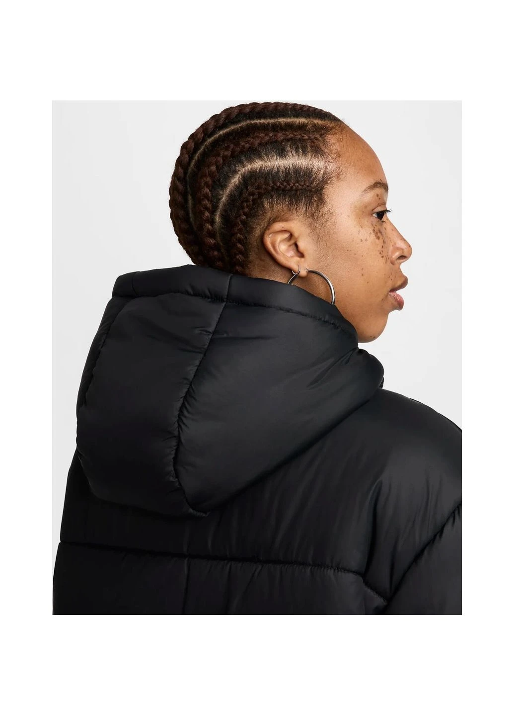 Черная куртка женская w nsw tf snfl nk clsc prka черная fz5903-010 Nike