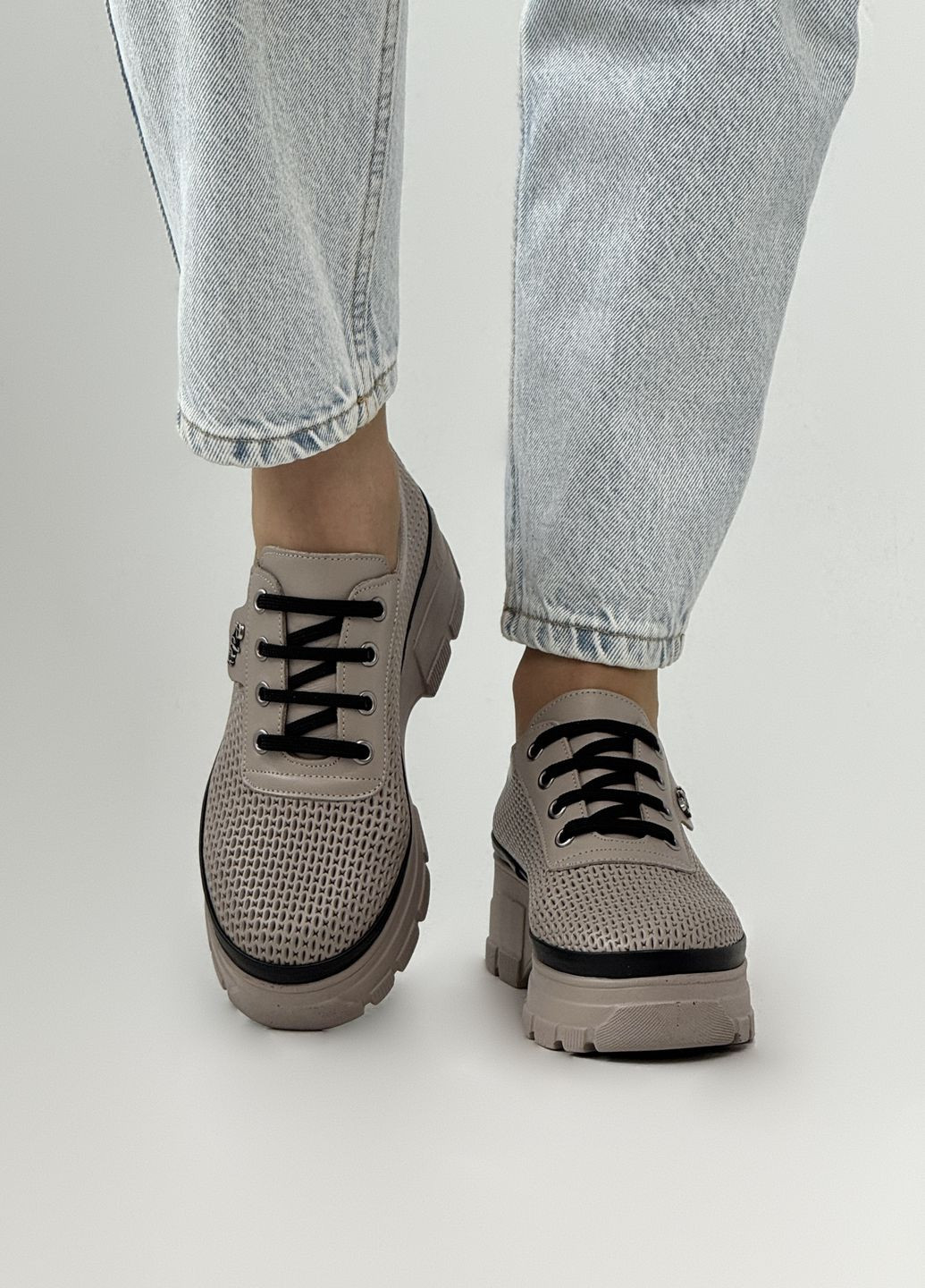 Кофейные слипоны женские кожаные на платформе Sherlock Soon