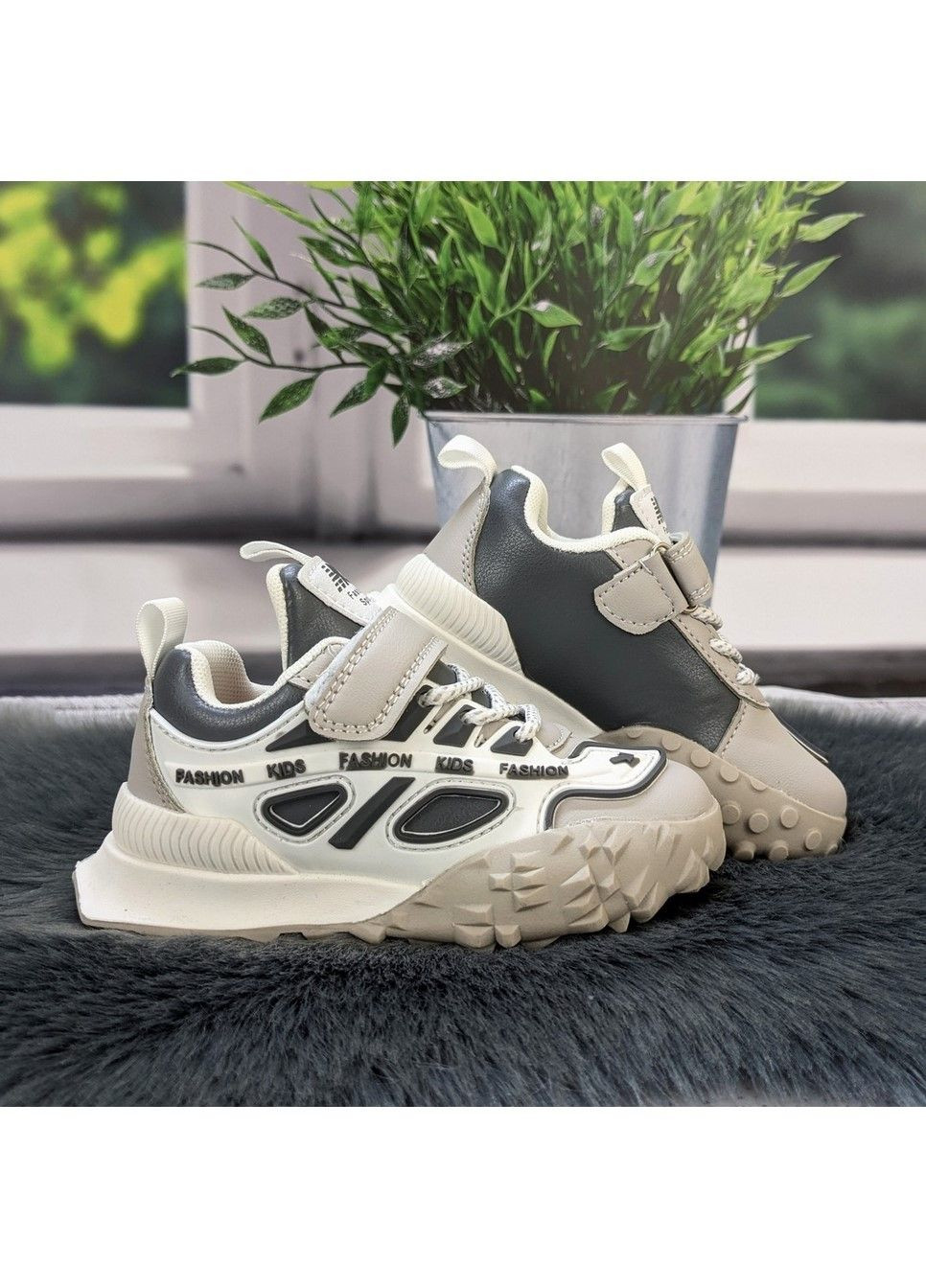 Бежеві Осінні кросівки підліткові Fashion
