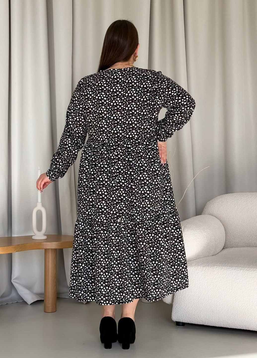 Черное повседневный, кэжуал, коктейльное, вечернее длинное свободное платье в цветочек из штапеля с длинным рукавом клеш Merlini с цветочным принтом