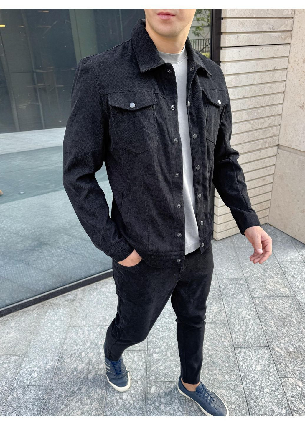 Черный вельветовый костюм (штаны + пиджак) No Brand