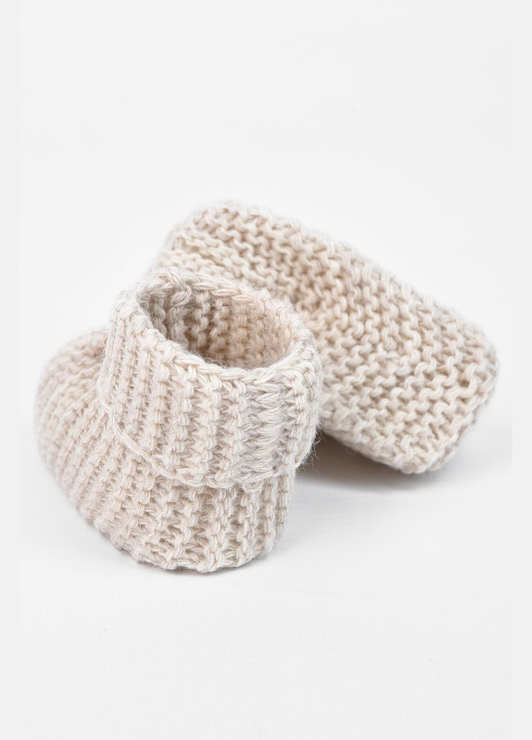 Бежевые пинетки детские для девочки вязаные бежевого цвета Let's Shop