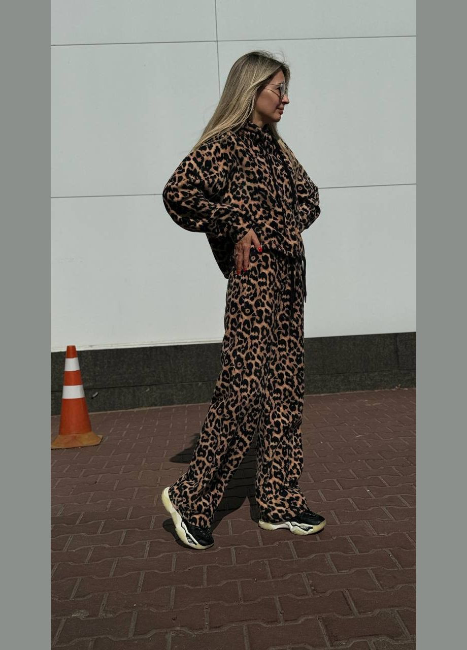 Жіночий спортивний костюм No Brand (302609424)