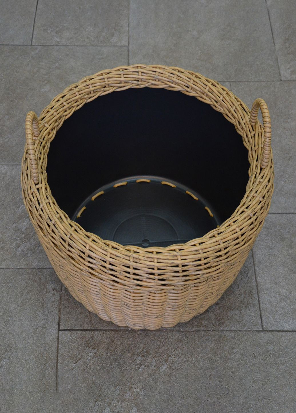 Корзина для дров плетеная (дровница) из искусственного ротанга ручной работы. Цвет Дерево. 20 литров Handmade (327878901)