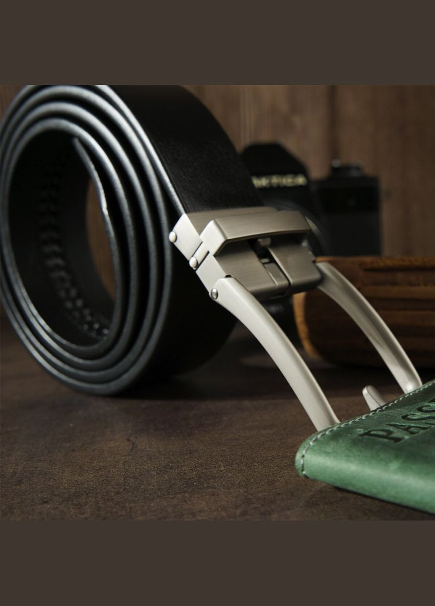 Чоловічий ремінь шкіряний зі стильною пряжкою 20268 Чорний Vintage (302972061)