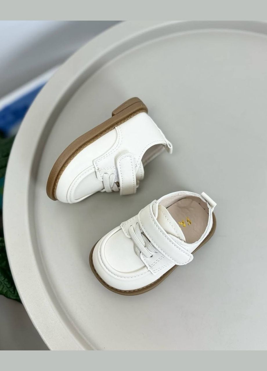 Туфлі дитячі класичні молочні 1520 No Brand (330765528)