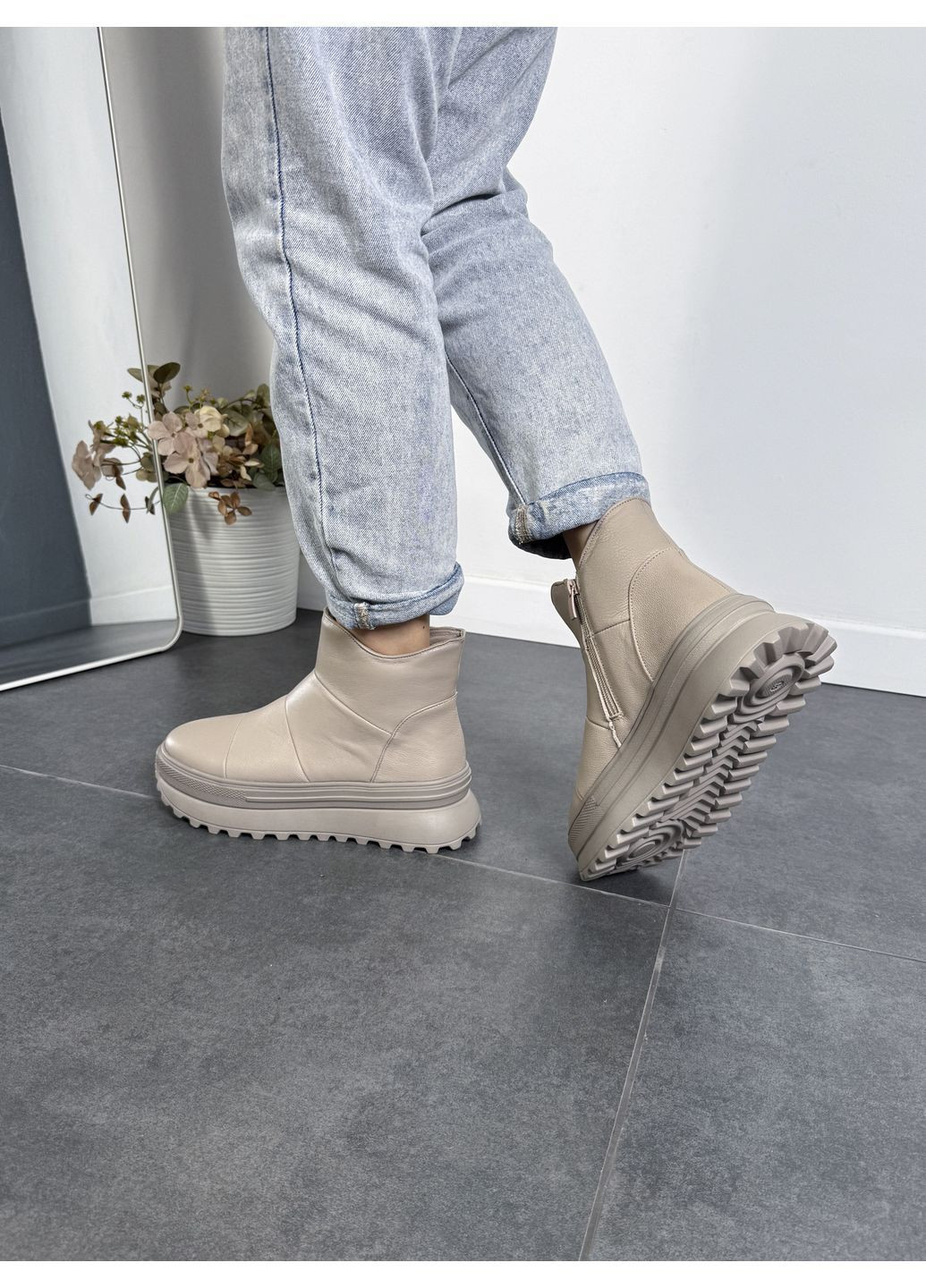 Демісезонні шкіряні черевики бежевого кольору на високій підошві з боковою блискавкою (відшив 3 дні) Paradize (371763640)