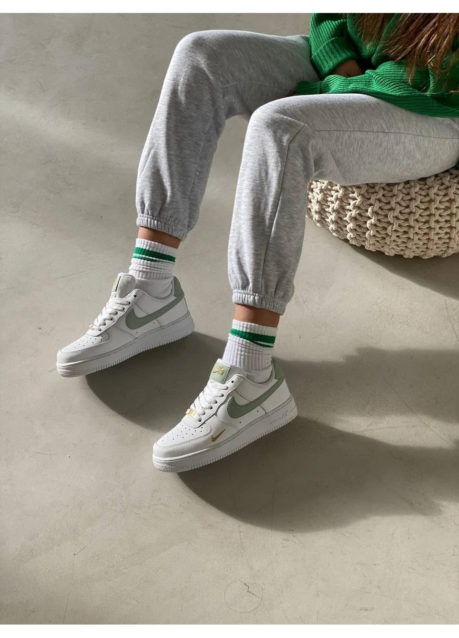 Зеленые летние кроссовки nike air force 1 low 07 essential green найк аир форс 1 No Brand