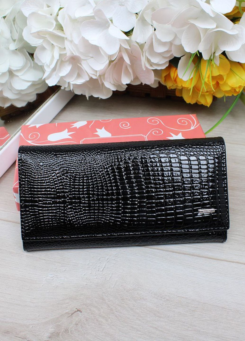 Классический женский кошелек из натуральной лакированной кожи Vishnya (322763819)