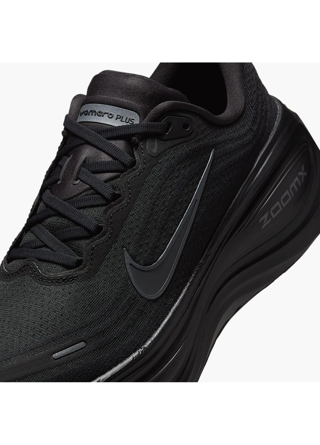 Черные кроссовки мужские vomero plus black Nike