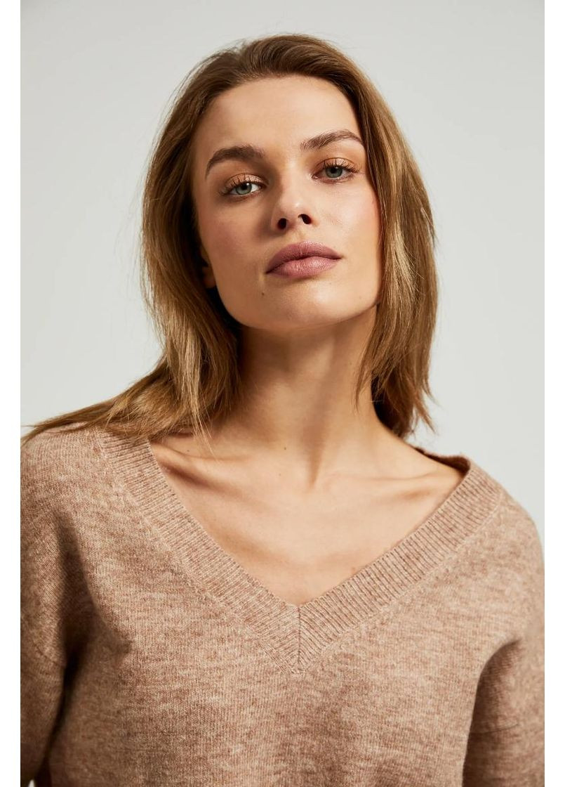 Бежевий зимовий светр Moodo
