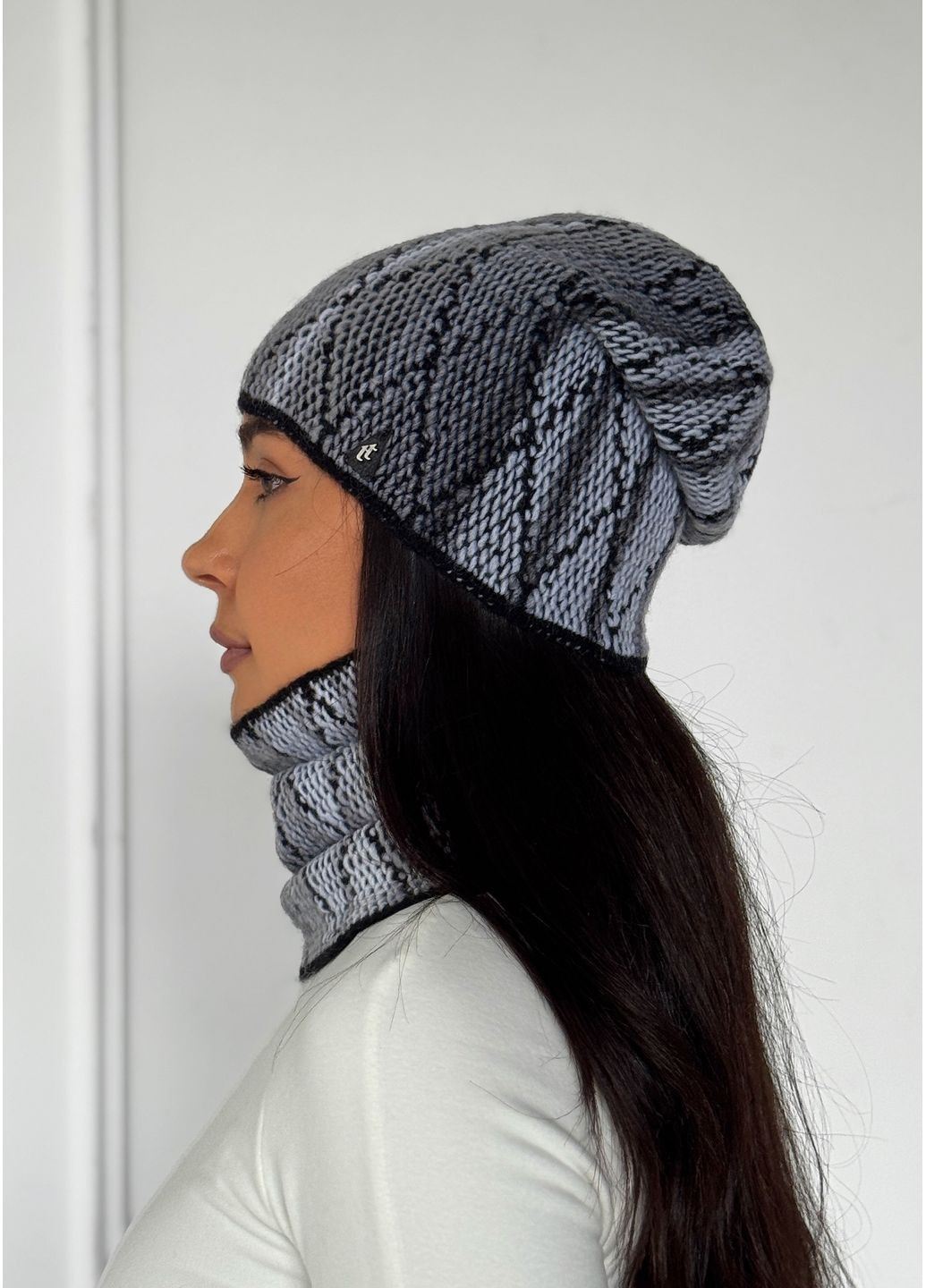 Жіночий комплект шапка і баф із об'ємною в'язкою InFashion Комплект шапка і баф (366030228)