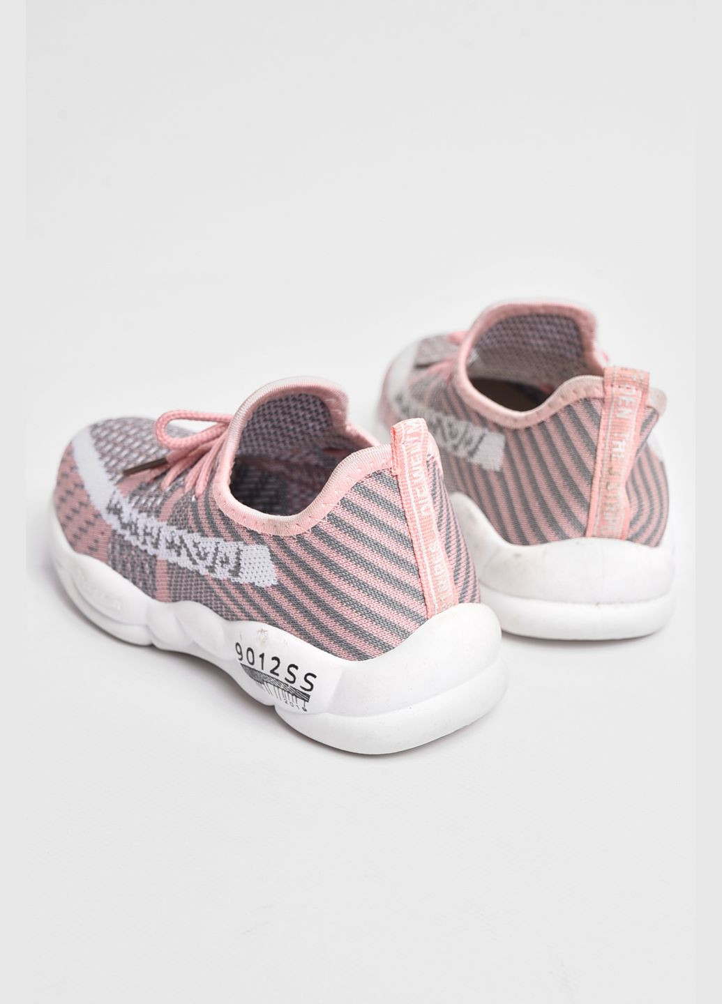 Розовые демисезонные кроссовки детские для девочки розового цвета Let's Shop