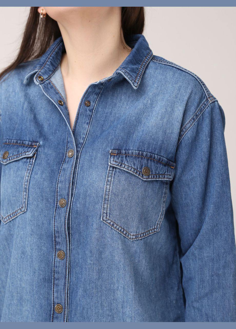 Сорочка жіноча світло-синя джинсова пряма з потертостями Whitney пряма (293971925)