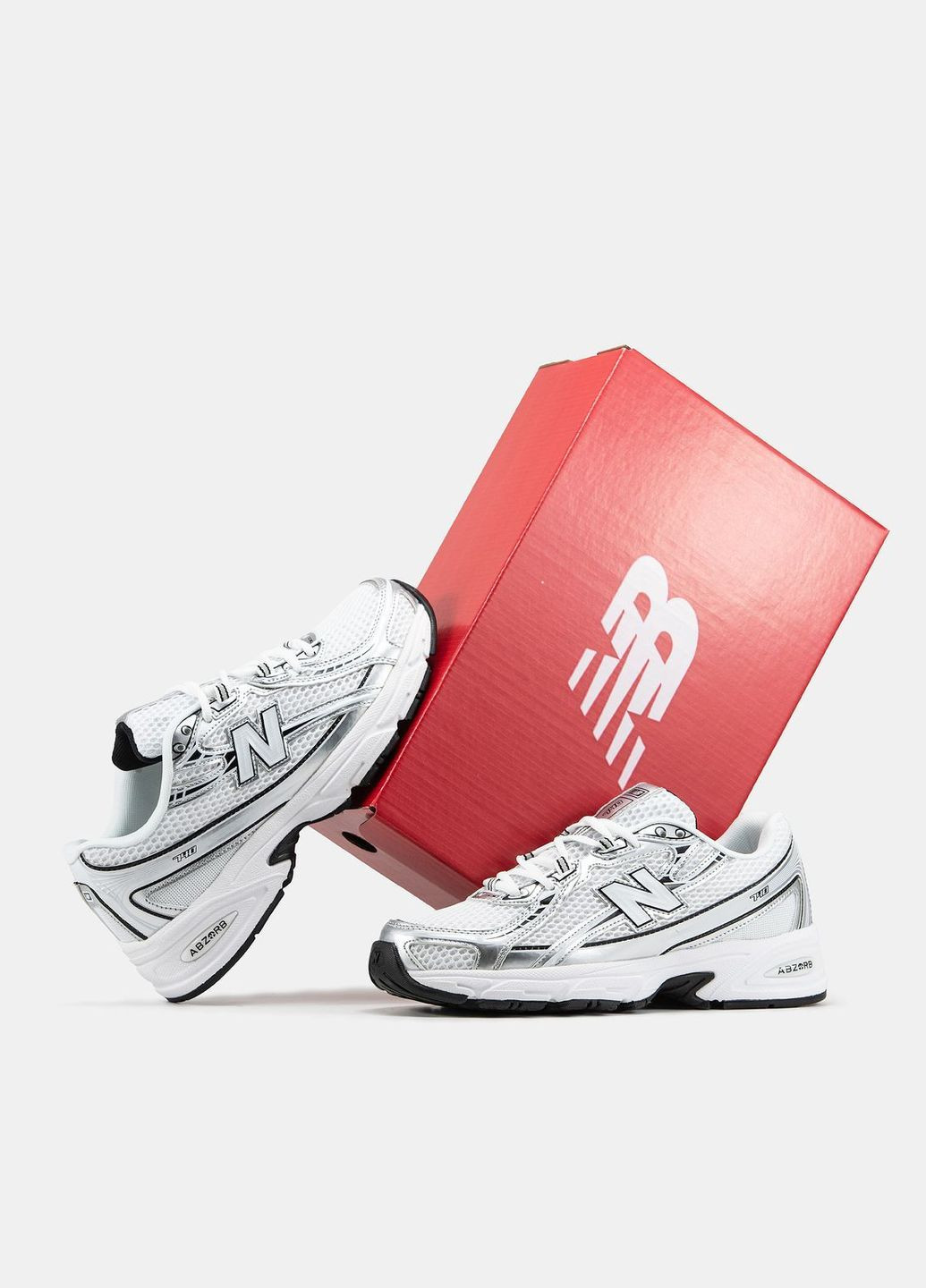 Срібні кросівки No Brand