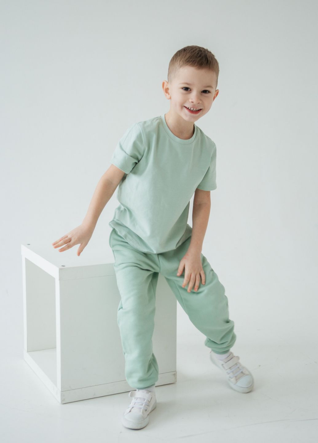 Темно-синя демісезонна комплект дитячих футболок 5 шт Malwel