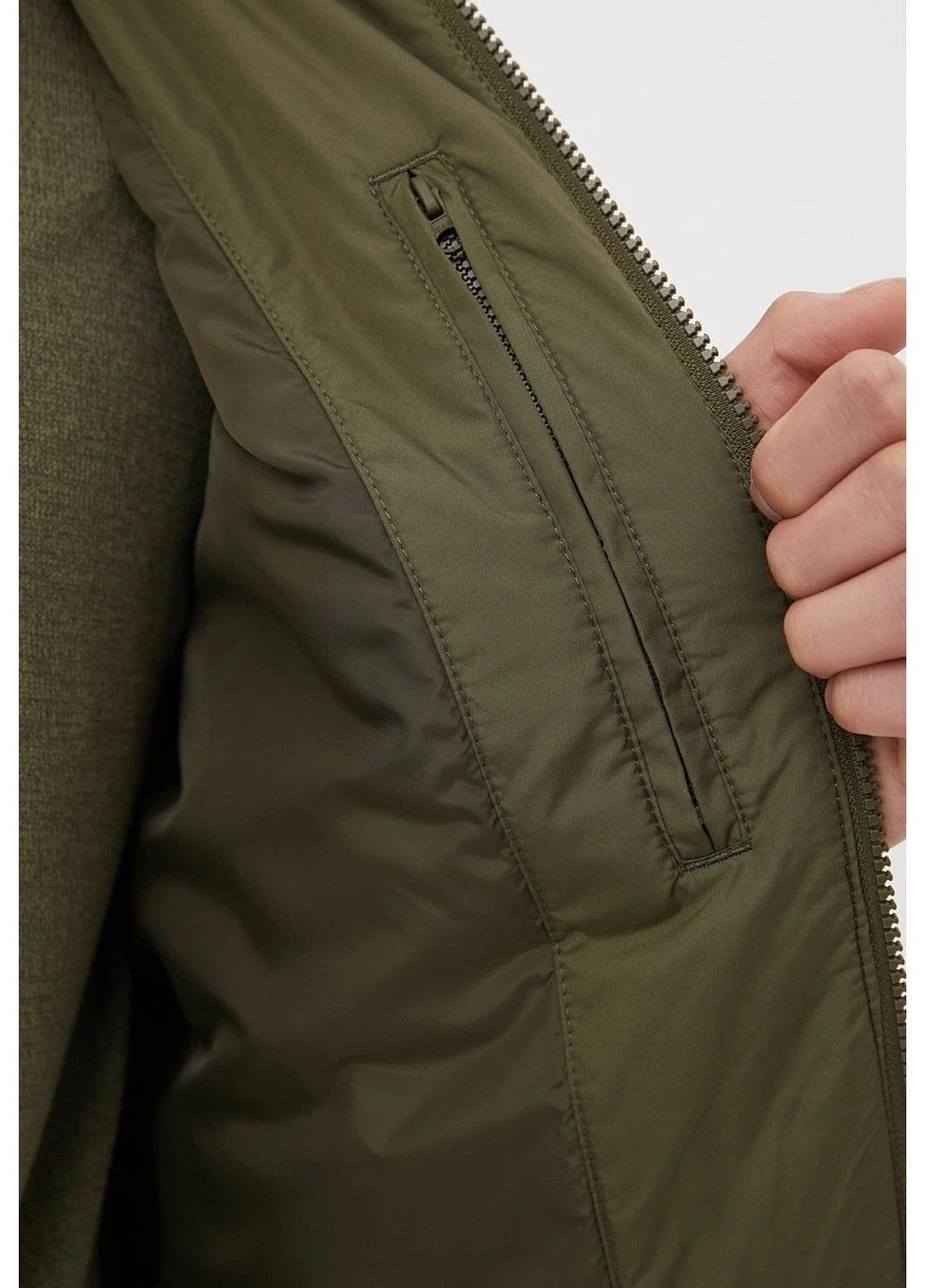 Оливкова (хакі) демісезонна бомбер fbc21017-907 Finn Flare