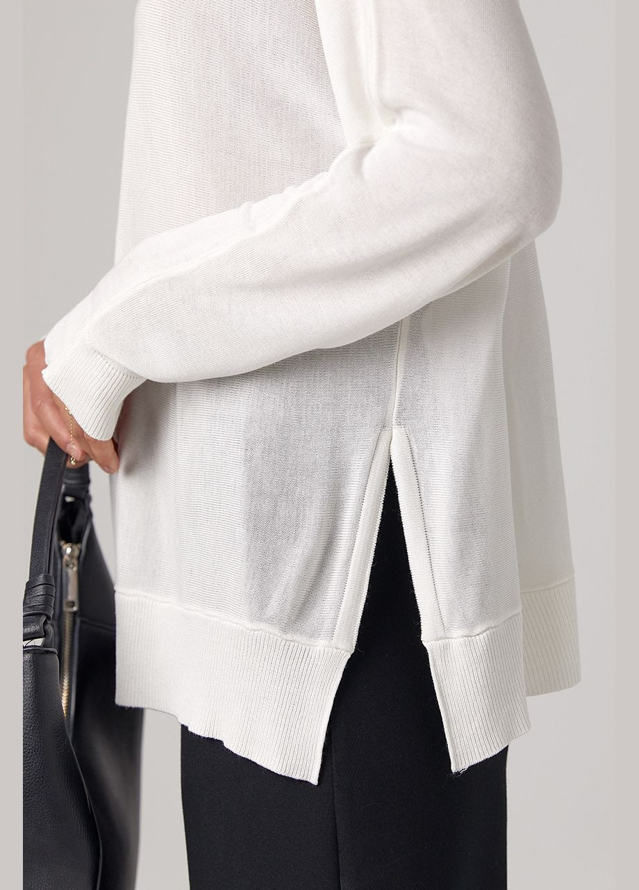 Молочний демісезонний жіночий джемпер із суцільнокроєними рукавами. Lurex