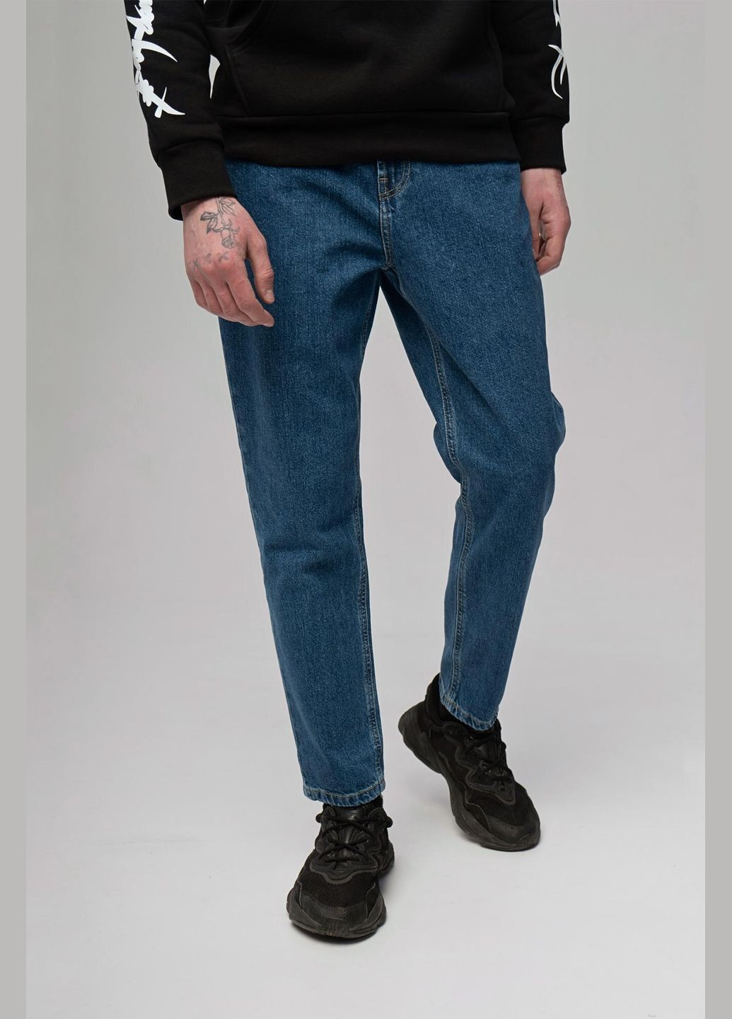 Синие демисезонные мужские джинсы мом ТУР