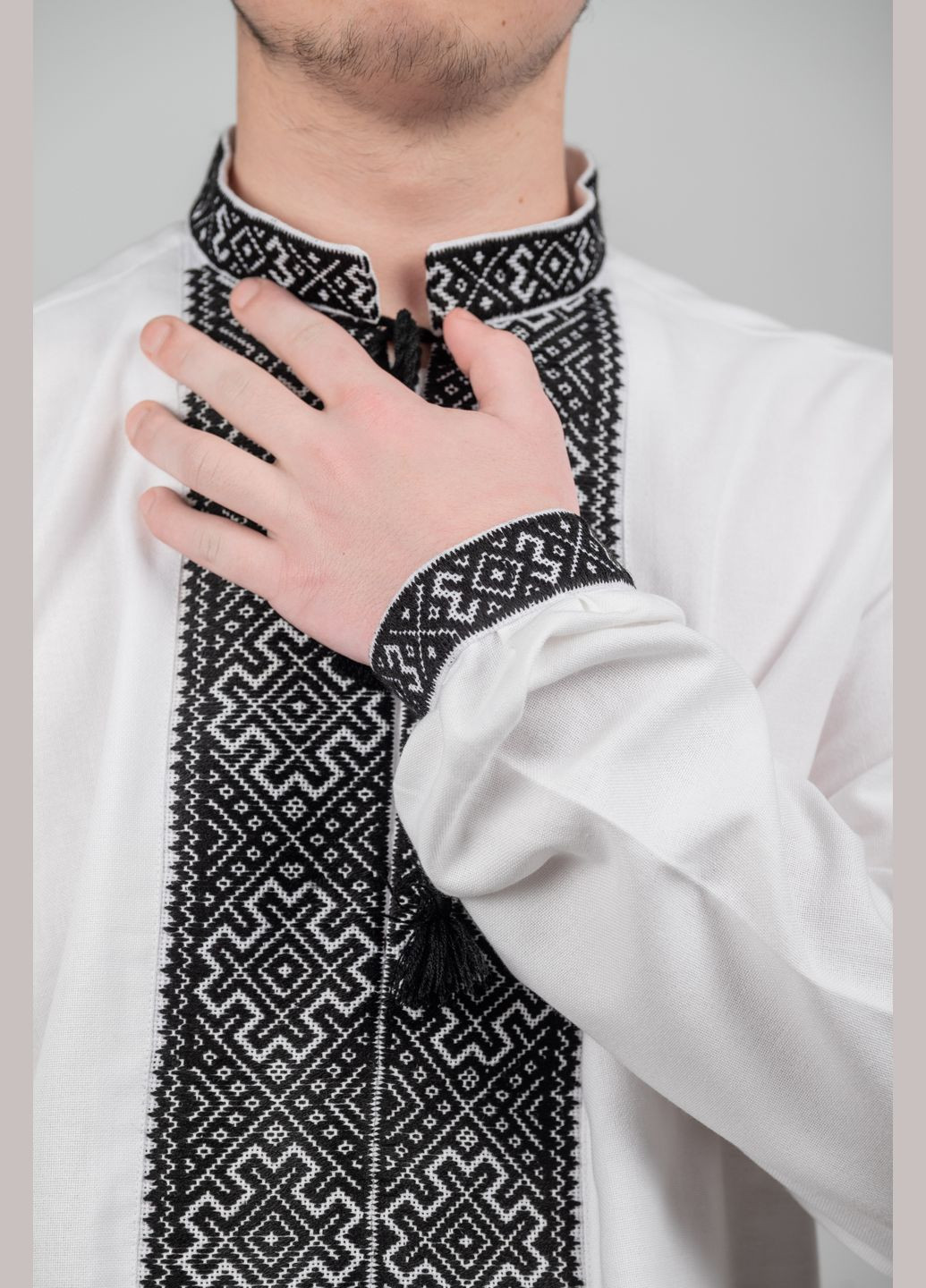 Біла чоловіча вишиванка ручної роботи на домотканому полотні (вишиті вставки) "низинка" Hand Made візерунок українська символіка пряма домоткане полотно (319867782)