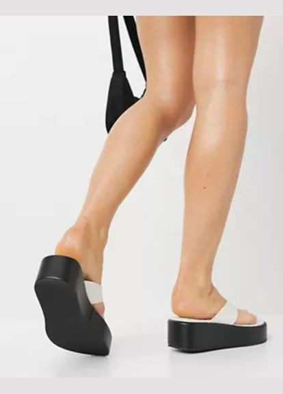Шльопанці-в'єтнамки Asos target premium leather toe thong flatforms in white (290842771)