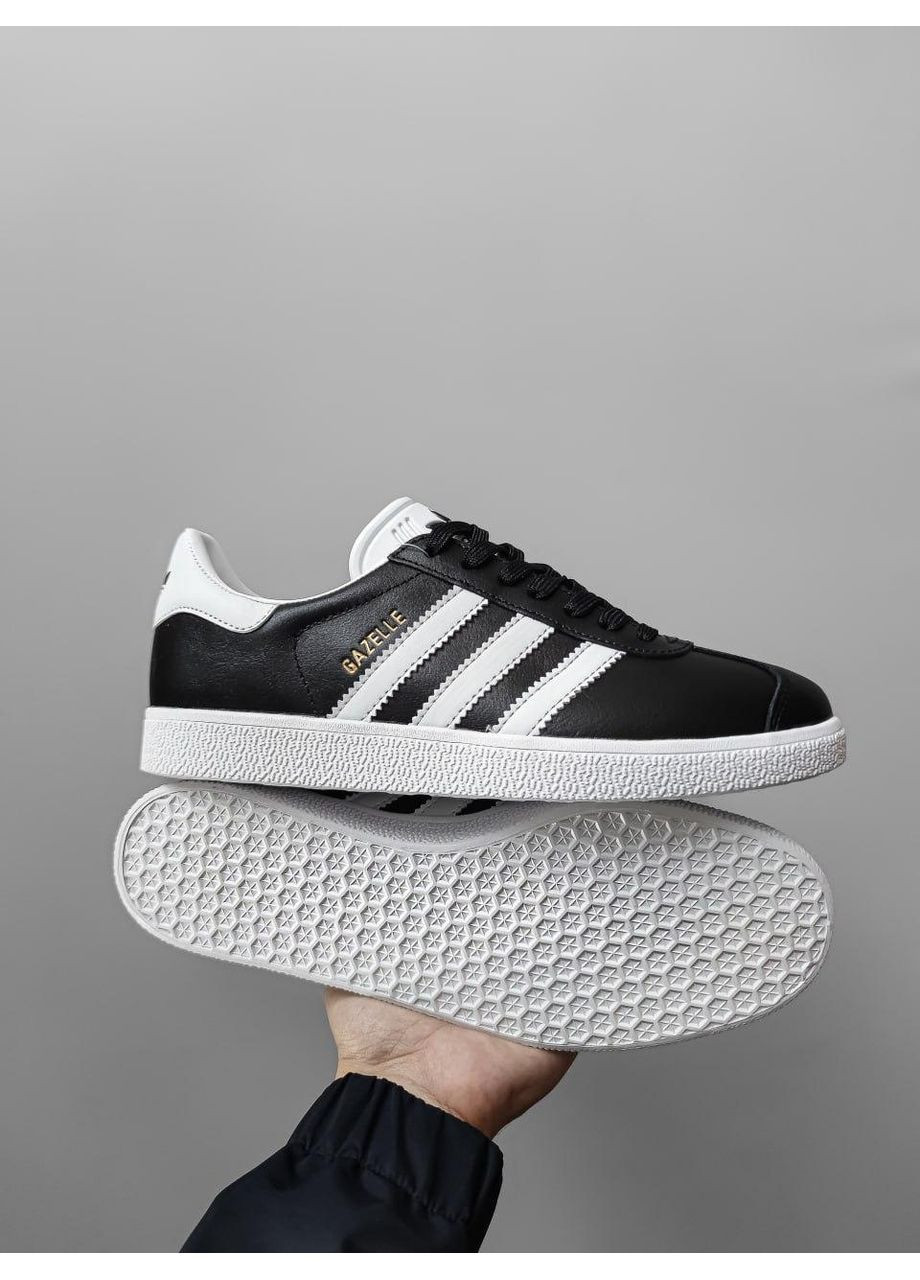 Черные демисезонные кроссовки мужские adidas gazelle black / white адидас газель No Brand