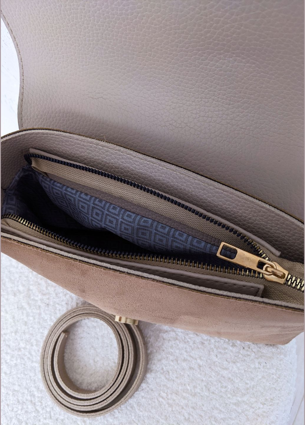 Сумочка женская кросс-боди из искусственной замши на одно отделение InFashion Сумка (315069891)