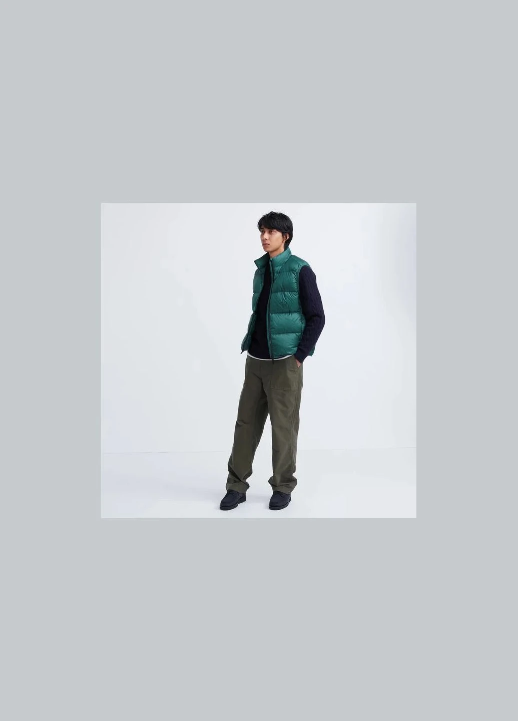 Ультралегкий пуховий жилет 449632-green Uniqlo (359479575)