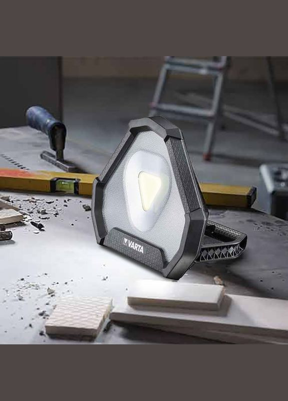 Ліхтар Інспекційний Work Flex Stadium, IP54, до 1450 люмен, до 45 метрів, 3 режими, передзаряджаємий ліхтар, Micro-USB Varta (315518411)