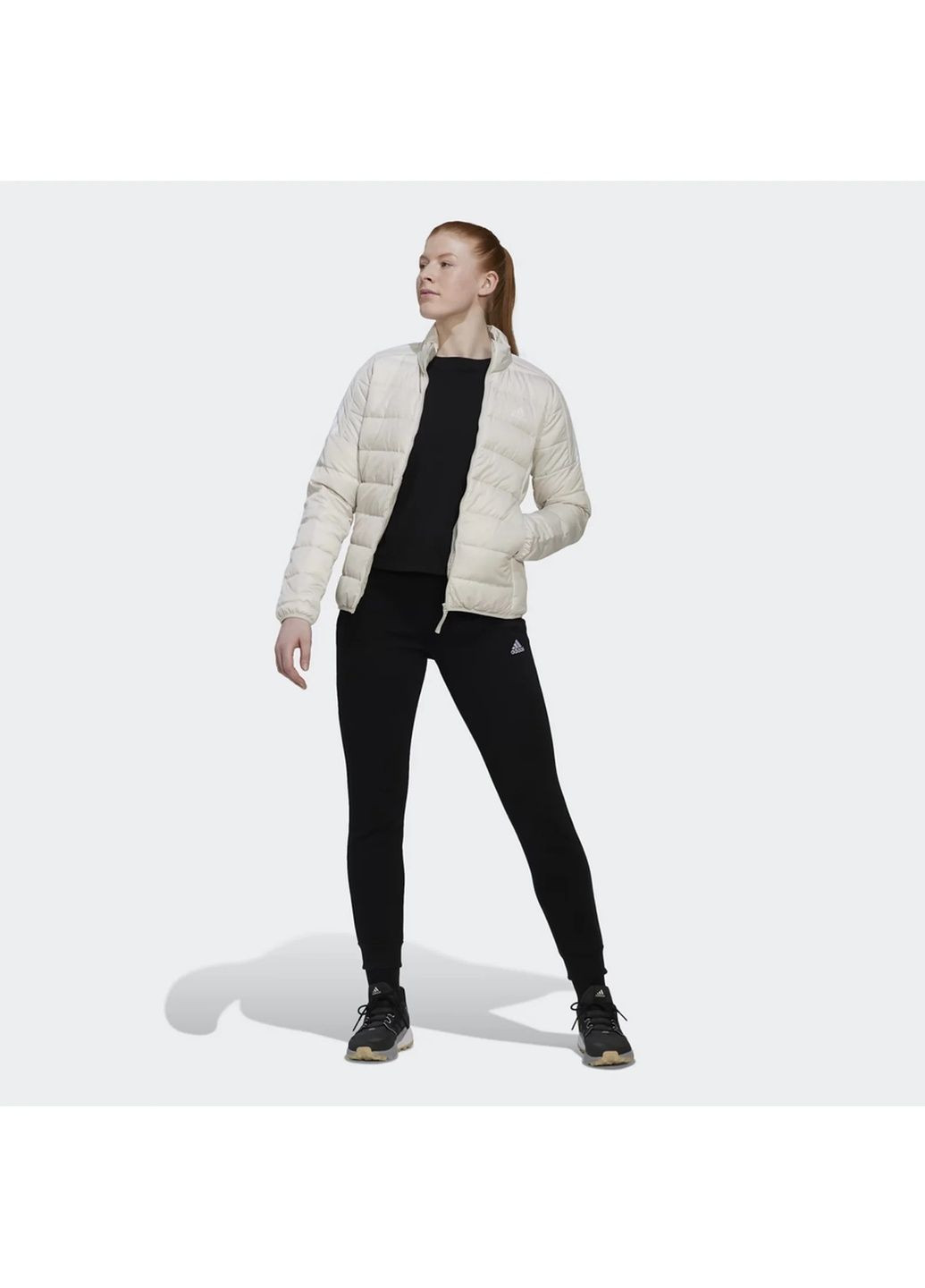 Бежевая куртка женская essentials beige hk4664 adidas