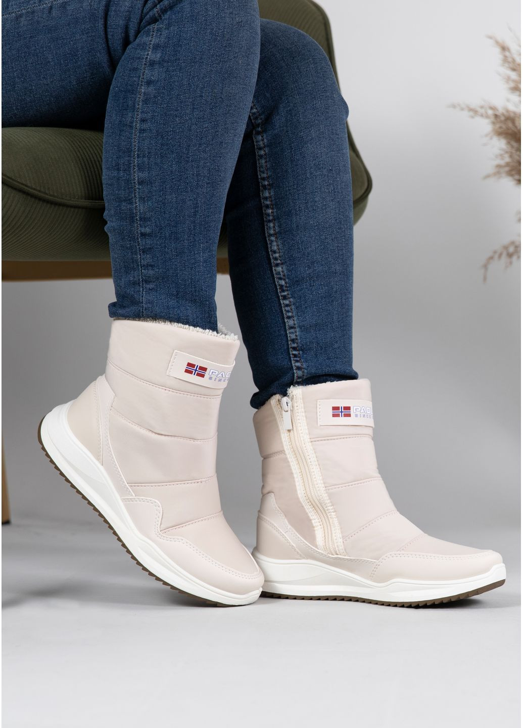 Жіночі дутики зимові з хутром бежеві (N 2 беж) Paolla (366423834)